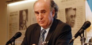 Oscar Parrilli asegura que el gobierno de Macri «se ha dedicado a destruir la República»