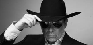 Tango en FM La Patriada, con Omar Mollo presentado por Calamaro