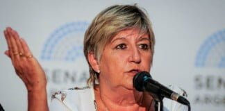 Impulsan un proyecto de ley para asistir a hijes de mujeres muertas en abortos clandestinos