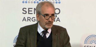 Según Alberto Kornblihtt, «el presupuesto en ciencia y tecnología se redujo a la mitad»
