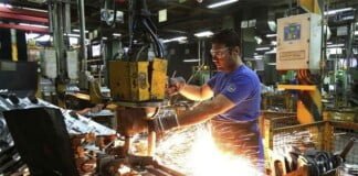 De Mendiguren: «Argentina encabeza los índices de crecimiento industrial a nivel mundial»