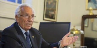 Recalde avisa: Es «inconstitucional» decreto que reduce pago por accidente de trabajo