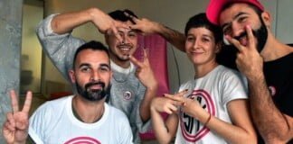 «Si vos querés»: la cumbia furor en Salvemos Kamchatka