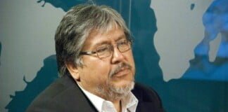 «Chino» Navarro: «Alberto pone su esfuerzo en un proyecto colectivo»