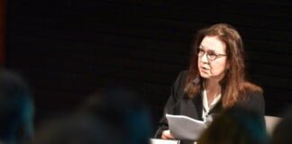 Cómo convertirse en escritora, según Lorrie Moore
