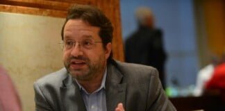 La economía está «atada con alfileres», avisa Marco Lavagna