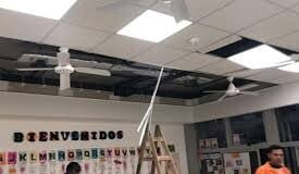 CABA: Cayó el cielo raso de un aula inaugurada este año