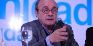 Moreau señala la urgencia de preservar la integridad física de Evo Morales