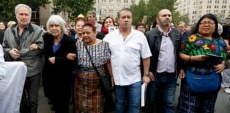 Rigoberta Menchú: «En Chile hay una versión oficial muy cerrada»