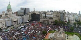 Marcha feminista: «Conmueve la juventud y la persistencia ampliada»
