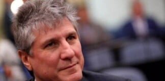 Amado Boudou celebra impuesto a las grandes forturnas