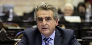 Agustín Rossi: «Resulta paradigmático que Macri reclame lo que él no hizo»
