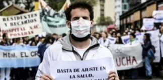 Pandemia y trabajadores de la salud en CABA: Extremo cansancio, bajos salarios y sospechas de rebrotes