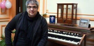 Conversaciones con Lito Vitale, música y emoción en el acto en la ex ESMA
