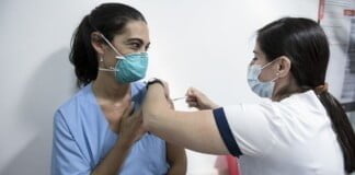 Arrancó en todo el país la campaña nacional de vacunación contra el coronavirus