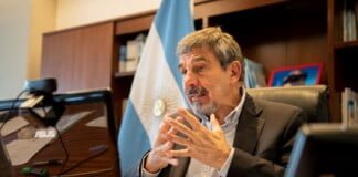 Roberto Salvarezza respaldó el desarrollo local de vacunas contra el coronavirus
