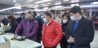 La Rioja: El gobernador Quintela encabezó la inauguración de una fábrica de calzados