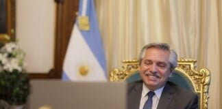 Alberto Fernández: «Es un orgullo la aprobación del primer lote de dosis Sputnik V producidas en Argentina»