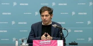 Axel Kicillof anunció la vacunación libre para las personas mayores de 45 años