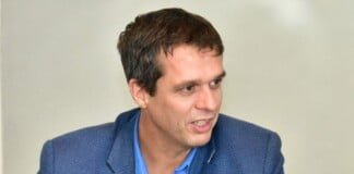 Enrique Cresto señaló que el exministro Frigerio neutralizó obras y no realizó ninguna vivienda en Entre Ríos