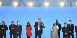Alberto Fernández: «Les pido a los jóvenes que no se dejen manipular por los que gritan»