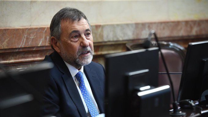 Carlos-caserio