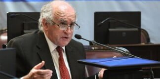 Parrilli: el proyecto inspirado en Fútbol para Todos establece que la mitad de lo recaudado sea para los clubes de barrio