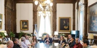 Alberto Fernández se reunió con representantes de la CGT y los movimientos sociales