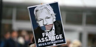 Gran Bretaña revocó el fallo que impedía la extradición de Assange a EEUU