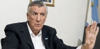 José Luis Gioja: «No entienden que ser oposición no les da derecho a poner palos en la rueda»