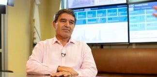Fernán Quirós: «Estamos transitando la tercera ola»