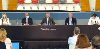 Alberto Fernández lanza plan de vacunación 2022 de cara al ciclo lectivo