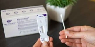 Coronavirus: La ANMAT aprobó el uso de testeos de autoevaluación