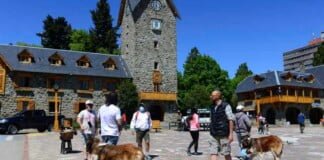 El Intendente de Bariloche dijo que a pesar de los contagios, los servicios públicos se están prestando correctamente Turismo fin de semana largo