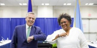 Alberto Fernández se reunió con la primera ministra de Barbados