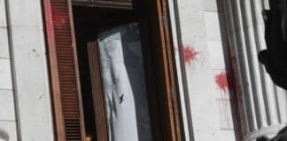 Cristina Kirchner afirmó que alguien «planificó y mandó a ejecutar» el ataque a su despacho