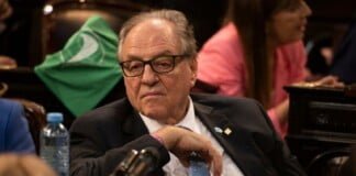 Carlos Heller: «Esto no es un acuerdo con el Fondo; es la refinanciación del acuerdo que nos dejó Macri»