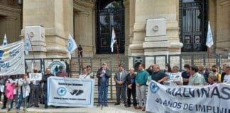 Excombatientes reclamaron frente a la Corte Suprema que investigue las torturas durante la guerra de Malvinas