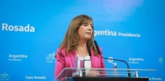 Gabriela Cerruti destacó los refuerzos al ingreso y resaltó el crecimiento de la economía