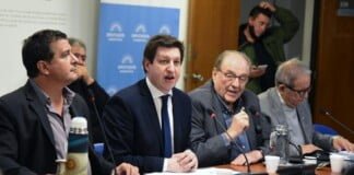 El oficialismo busca emitir dictamen a la reforma de ley de Compre Argentino