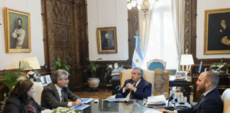Filmus afirmó que el Gobierno apunta a continuar con la jerarquización salarial de los científicos Filmus