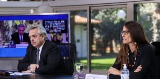 Alberto Fernández se reúne en la Casa Rosada con familiares de víctimas de femicidios