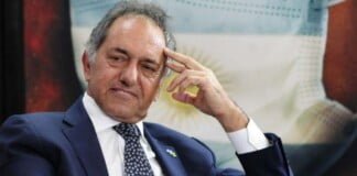 Scioli: «Estoy convencido de poder representar a la gente y llevarla a la victoria»