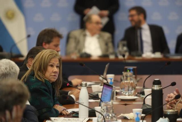 juntos por el cambio alquilar dictadura