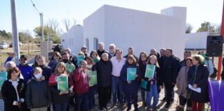 El Ministerio de Desarrollo Territorial y Hábitat entregó nuevas viviendas y créditos para construcción en las provincias de Mendoza y Santa Fe El Ministerio de Desarrollo