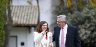 El laberinto de los Fernández y Batakis