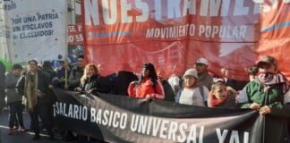 Organizaciones sociales se movilizan en reclamo de un Salario Básico Universal