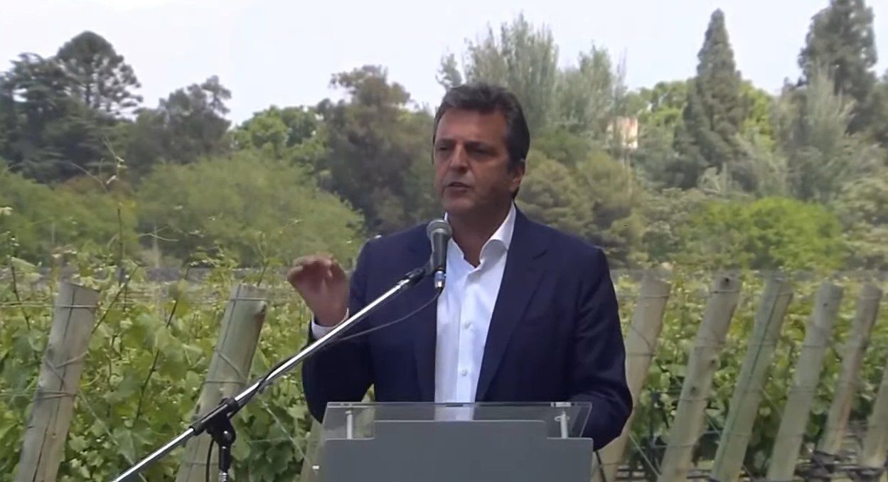 Massa anunció un tipo de cambio diferencial para economías regionales