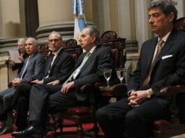 La Corte suspende las elecciones