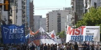 Unidad Piquetera acampa en Desarrollo Social